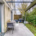 Bright House Ideal For Exploring